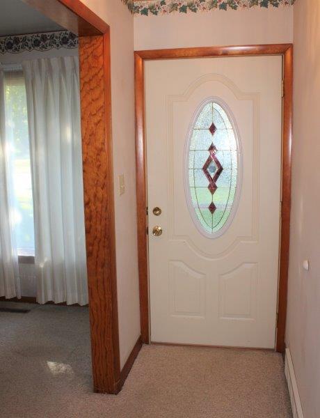 324 N Jackson St, Morrison, IL 61270 photo 4