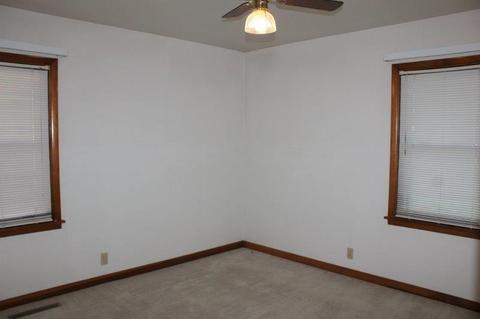 324 N Jackson St, Morrison, IL 61270 photo 15