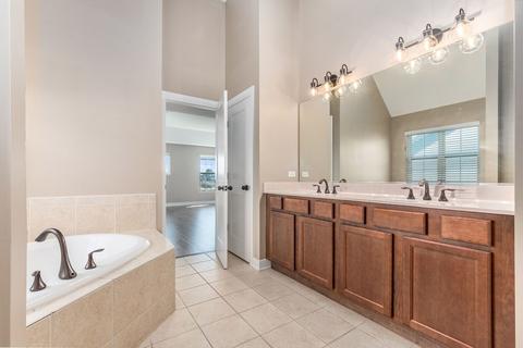 26620 W Red Apple Rd, Plainfield, IL 60585 photo 9
