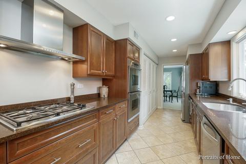 1650 Waldorth Ct, Wheaton, IL 60189 photo 8