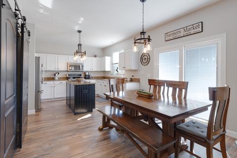 9693 Compton Dr, Huntley, IL 60142 photo 3