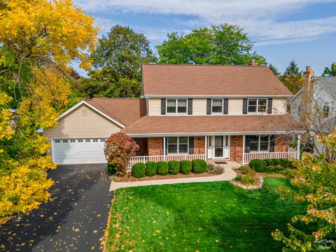 334 Bryan Dr, Cary, IL 60013 photo 1