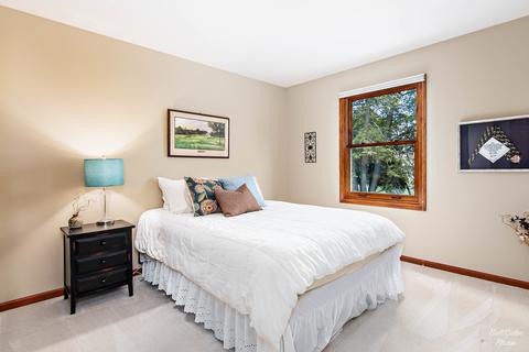 334 Bryan Dr, Cary, IL 60013 photo 24