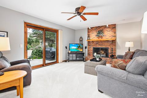 334 Bryan Dr, Cary, IL 60013 photo 15