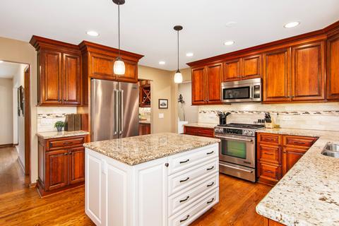 334 Bryan Dr, Cary, IL 60013 photo 7