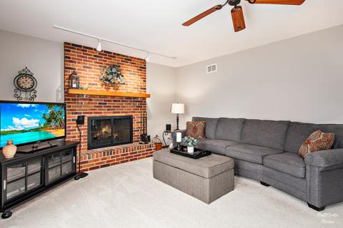 334 Bryan Dr, Cary, IL 60013 photo 16