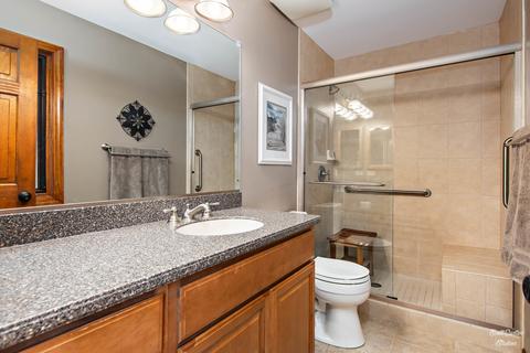 334 Bryan Dr, Cary, IL 60013 photo 22