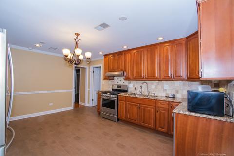 2201 Terry Ln W, Broadview, IL 60155 photo 13
