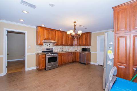 2201 Terry Ln W, Broadview, IL 60155 photo 12