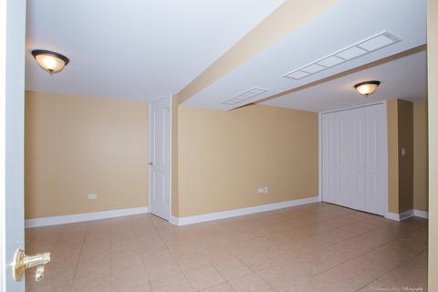 2201 Terry Ln W, Broadview, IL 60155 photo 31