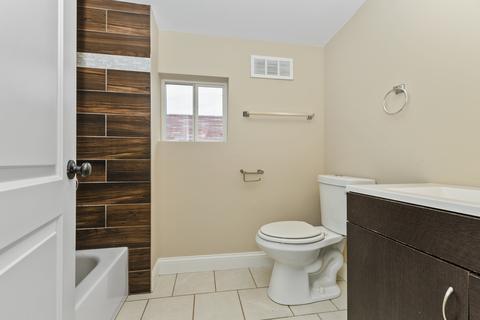 8317 S Merrill Ave, Chicago, IL 60617 photo 14
