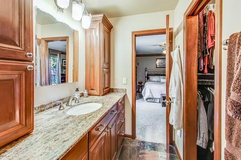 224 Perth Rd, Cary, IL 60013 photo 18