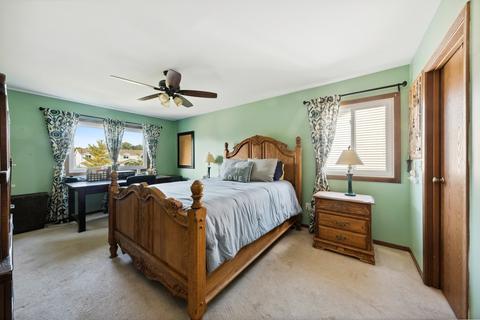 453 Pacific Ct, Wheeling, IL 60090 photo 9