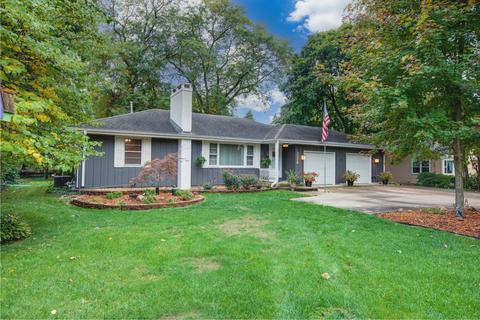 1114 E Chicago Ave, Naperville, IL 60540 photo 1