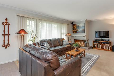 1114 E Chicago Ave, Naperville, IL 60540 photo 6