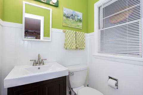 1114 E Chicago Ave, Naperville, IL 60540 photo 14
