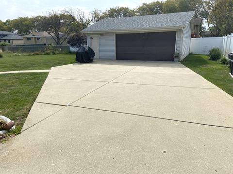 645 W Sable Dr, Addison, IL 60101 photo 5
