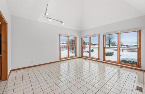 400 Fairway View Dr, Algonquin, IL 60102 photo 21