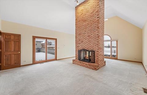 400 Fairway View Dr, Algonquin, IL 60102 photo 23