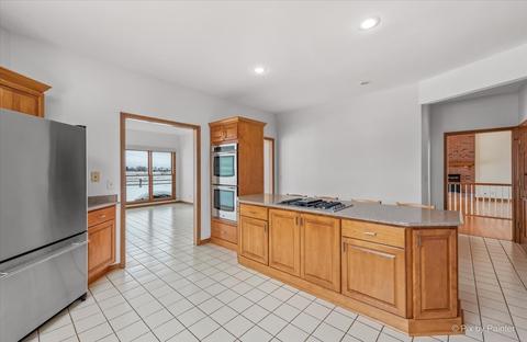 400 Fairway View Dr, Algonquin, IL 60102 photo 19