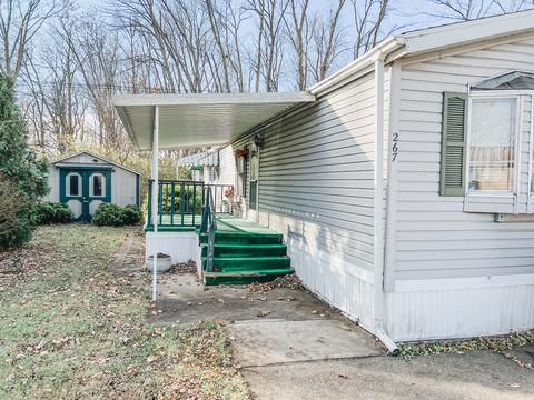 267 Appletree Dr, Urbana, IL 61802