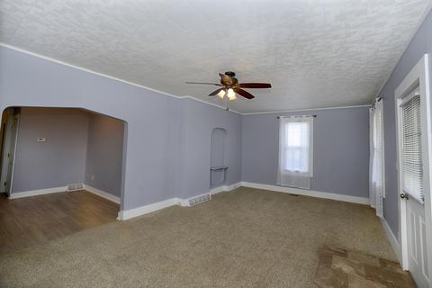 2324 3rd St, Peru, IL 61354 photo 3
