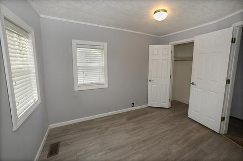 2324 3rd St, Peru, IL 61354 photo 10
