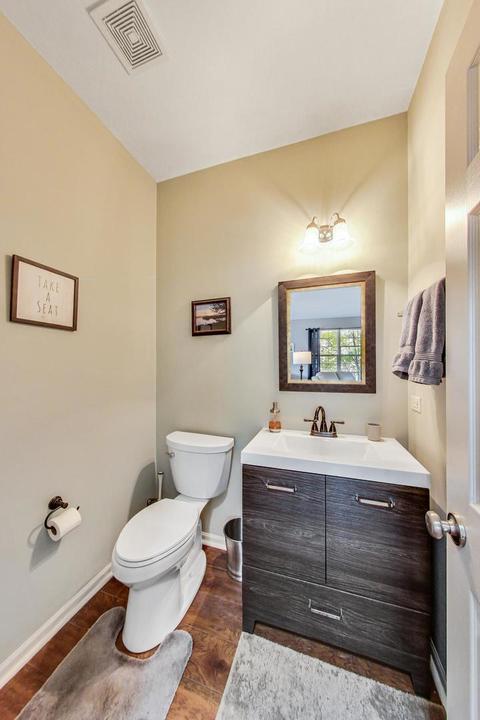 817 Brodhead Dr, Aurora, IL 60504 photo 14