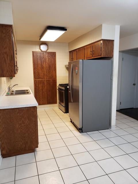 880 S Foley Ave, Kankakee, IL 60901 photo 8