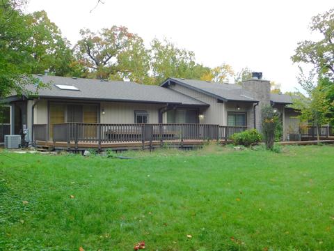 775 N Maple St, Addison, IL 60101 photo 6