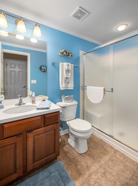 1855 Avon Dr, Hoffman Estates, IL 60192 photo 20