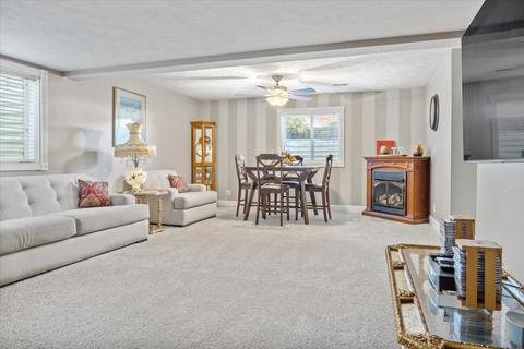 2274 Chase Ln, Normal, IL 61761 photo 20