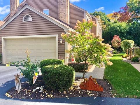 1603 Stonebridge Trl, Wheaton, IL 60189 photo 2