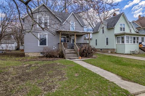 612 N 4th St, Dekalb, IL 60115