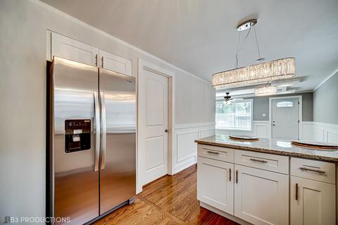 1154 E 90th St, Chicago, IL 60619 photo 8