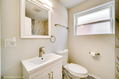 1154 E 90th St, Chicago, IL 60619 photo 13