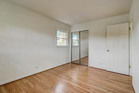 475 Vassar Ln, Des Plaines, IL 60016 photo 23