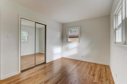 475 Vassar Ln, Des Plaines, IL 60016 photo 32