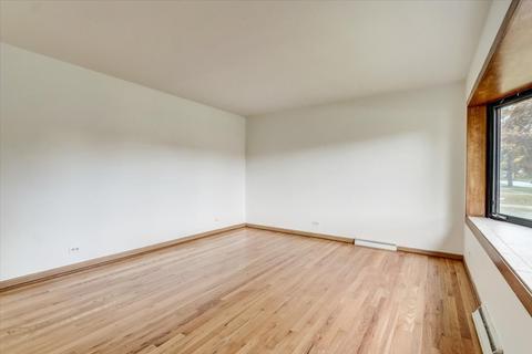 475 Vassar Ln, Des Plaines, IL 60016 photo 6