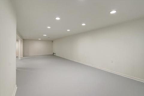475 Vassar Ln, Des Plaines, IL 60016 photo 40