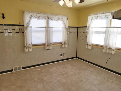 1225 N Taft Ave, Berkeley, IL 60163 photo 5