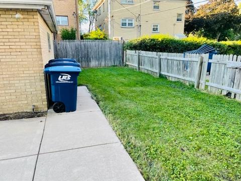 1025 Arnold Ct, Des Plaines, IL 60016 photo 18