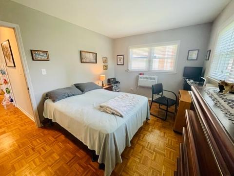 1025 Arnold Ct, Des Plaines, IL 60016 photo 15
