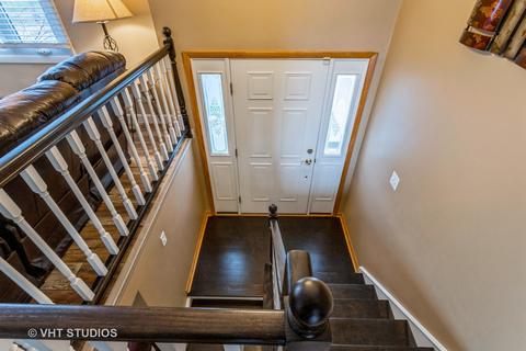 1108 Kent Ct, Wheaton, IL 60189 photo 6