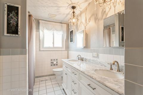 1108 Kent Ct, Wheaton, IL 60189 photo 8