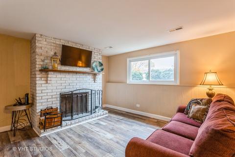 1108 Kent Ct, Wheaton, IL 60189 photo 5