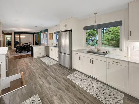 90 N Wise Ave, Freeport, IL 61032 photo 20
