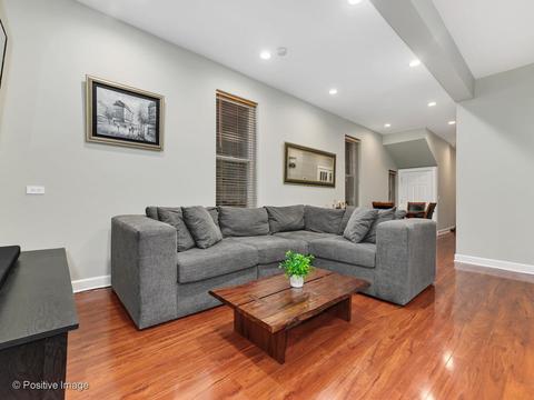 1344 N Artesian Ave, Chicago, IL 60622 photo 2