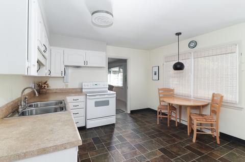 1102 Crescent Ln, Normal, IL 61761 photo 6