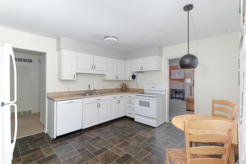1102 Crescent Ln, Normal, IL 61761 photo 7